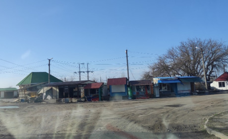 Від ворожих обстрілів постраждали жителі Козацького