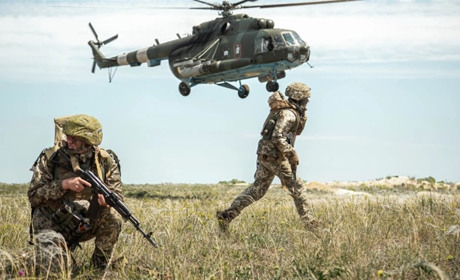 Наступ росіян можливий на річницю війни: Данілов про другу хвилю агресії Росії