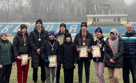Вихованці МСК “Кіцмань” успішно долають нові дистанції