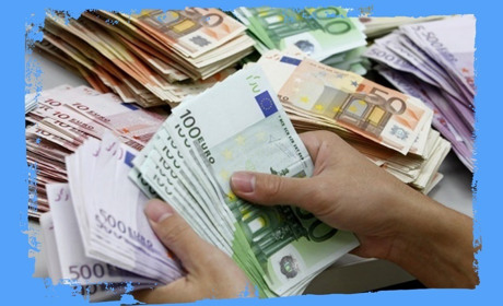 Фінансова допомога українцям в Іспанії: куди звернутись?