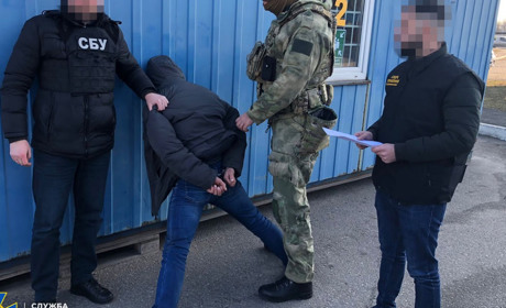 СБУ знешкодила злочинне угруповання, яке тероризувало мешканців Дніпра