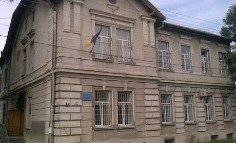 Штраф за 100 євро: у Дрогобичі винесли вирок чоловіку, який намагався дати хабар поліцейському