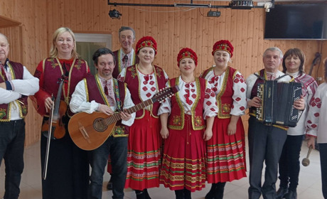 Новини воєнного часу. Старокостянтинівщина. Список присяжних, зустріч з дизайнером, благодійність