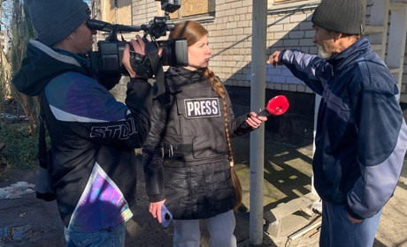 Знімальні групи телеканалів Інтер та СТБ відвідали Нікополь і зняли репортаж