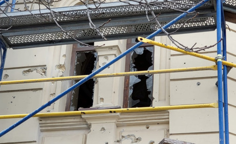Онлайн-виставка російського мародерства: збираємо фото картин, викрадених з Херсонського музею