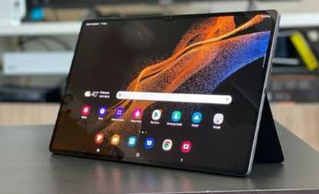 Діти Добропільщини отримали планшети для навчання. Кому надали техніку