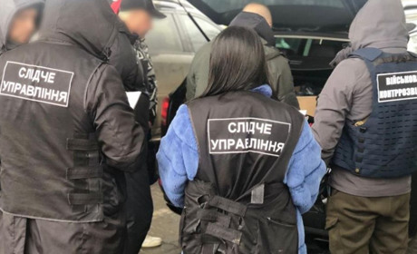 Лікар-психіатр з Одеси ставив фейкові діагнози, щоб чоловіки призовного віку могли виїхати за кордон