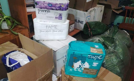 Торецькі медзаклади отримали гуманітарну допомогу. Що передали