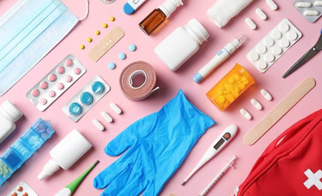 Домашня аптечка під час війни. Що там має бути? Список