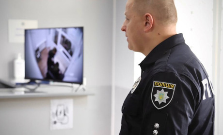 У поліцейському відділі м. Бара підключили цілодобову систему фіксування Custody Records