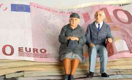 Як переселенцям у Польщі отримувати українські пенсії: пояснюємо як оформити