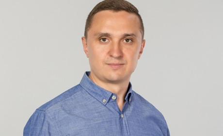 Шановний Олександре Михайловичу! Прийміть щирі і сердечні вітання з нагоди Дня народження!
