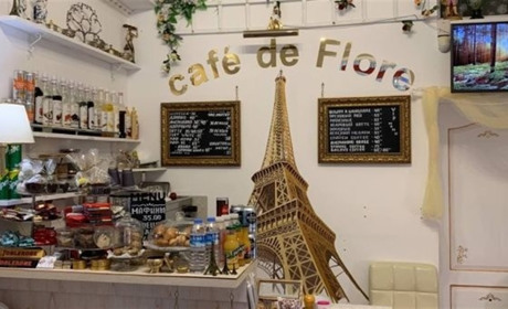 В Одесі власник кафе виганяв відвідувачку за прохання спілкуватися українською (відео)