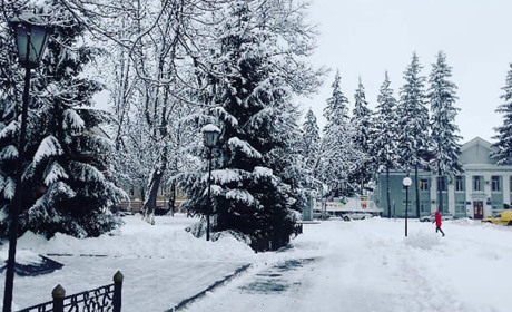 Хмарно та невеликі дощі зі снігом: якою буде погода на Гадяччині протягом тижня