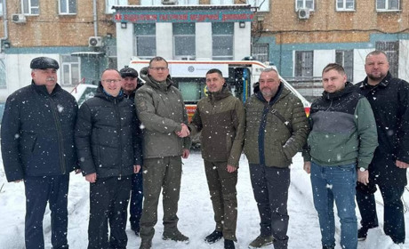 Добропільська лікарня отримала допомогу. Що отримали