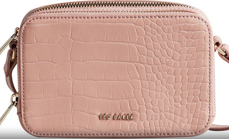 Модні жіночі сумки: що краще обрати у 2023 році