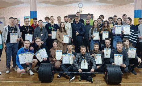 Міські змагання зі станової тяги: результати
