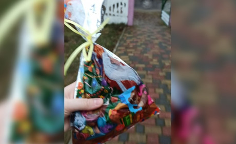 Солодка афера на мільйон - майже п'ять тон шоколадних цукерок для ВПО всіх районів. Вараського також