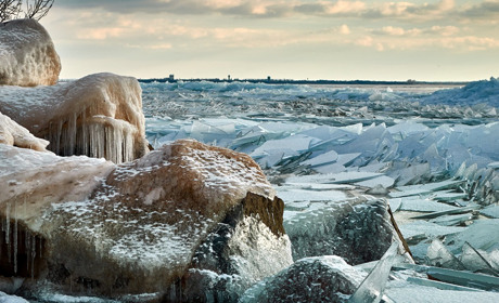 Казкова крига Каховського водосховища в архівних фото нікопольця Олександра Ткачова