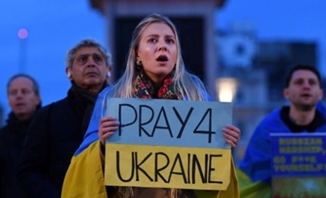 Щоденник війни.Тиждень сорок шостий. В українських храмах богослужіння мають бути українською