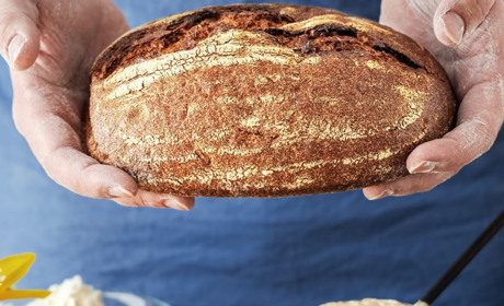 З 27 лютого хліб в Торецькій громаді продаватимуть за зниженою ціною: в яких магазинах