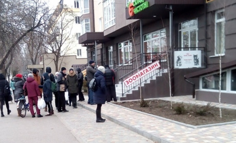 "Головне – вижити": Нова Каховка рік під окупацією