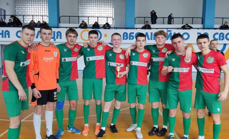 Смілянські футболісти виграли бронзу у чемпіонаті