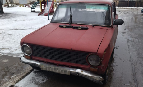 У Краснограді чоловік в стані алкогольного сп'яніння викрав автівку: порушника вже спіймали