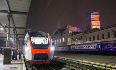 Укрзалізниця відновлює курсування «Слобожанського експреса» Харків-Суми-Конотоп. Розклад руху