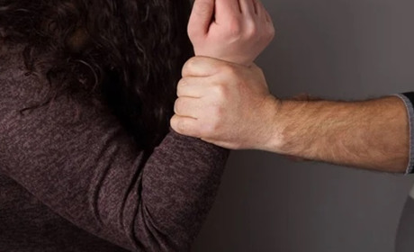 “Треба перепрошити голову”: за патріотичне українське гасло мелітопольчанин здав дружину в поліцію