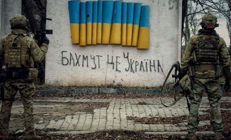 Битва за Бахмут. Четверо бійців ЗСУ добу билися в повному оточенні росіян