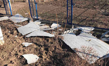 Денний обстріл Нікопольщини: у Червоногригорівській громаді двоє загиблих, понівечені будинки