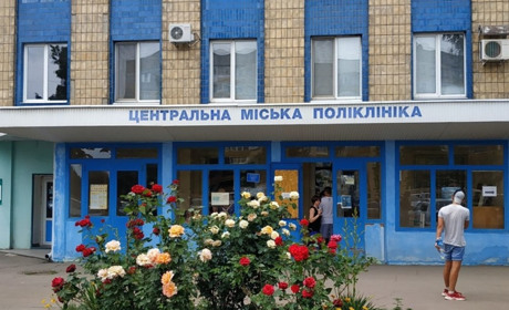 Переселенців з Луганщини приймають лікарі Лисичанської поліклініки у Дніпрі. Список спеціалістів