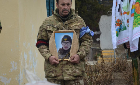 У Балтській громаді простилися з полеглим воїном Русланом Жосаном