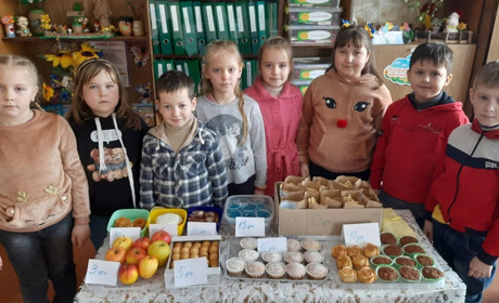 Новини воєнного часу. Старокостянтинівщина. Про ярмарок, свято та міжнародну перемогу