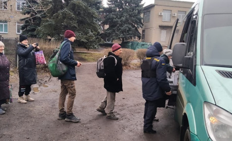 12 березня з Торецька можна безкоштовно евакуюватися до Дніпра та Черкащини. Контакти для запису