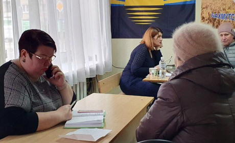 У Києві розпочав свою роботу філіал Центру підтримки ВПО Волноваського району “Пліч-о-пліч”