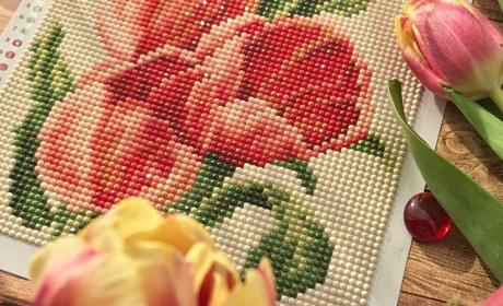 Картини-розмальовки та алмазна мозаїка — цікаві ідеї для ході для жителів Южного