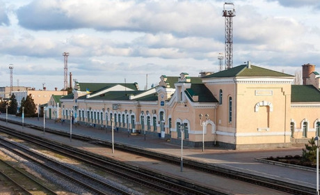 У Пологах росіяни на декілька днів вмикають український зв’язок: для чого це їм потрібно