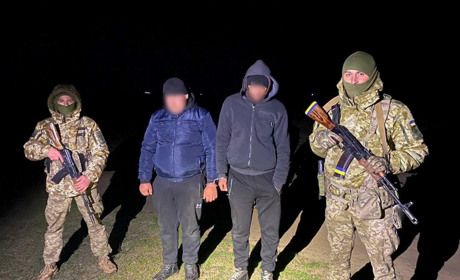 Допомогли тепловізори: на Одещині затримали 4 "мандрівників", які намагалися вночі перетнути кордон