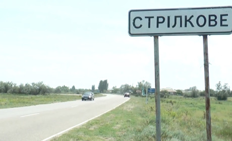 Під Генічним окупанти відбирають житло у місцевих