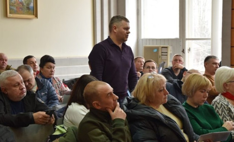 «Рік війни не для того, щоб наживатися!» Переяславські депутати не підтримали рішення про гроші