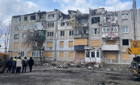 Влада відзвітувала про хід справ зі зруйнованим будинком на «Сонячному». Минув місяць
