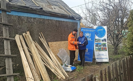 Добропілля отримало допомогу для відновлення закладів освіти та житла. Чим допомогли громаді