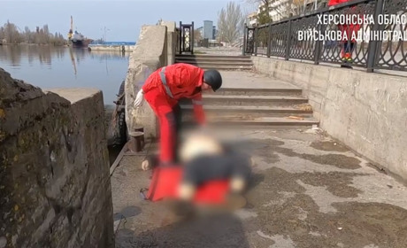 У плавнях біля Херсона двоє мирних жителів потрапили під російський обстріл, один загинув