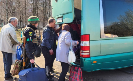 Евакуація з Торецька 28 березня. Куди можна виїхати евакуаційним автобусом