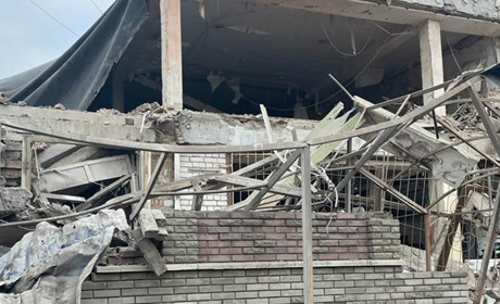 Курахівську громаду 3 березня обстріляв ворог. Постраждали торгівельний комплекс, лікарня та пошта