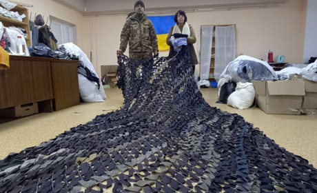 Маскування рятує захисників: скільки у "Волонтерській лізі" сплели маскувальних сіток та "кікімор"