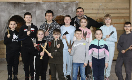 Про спортивне метання ножа та сокири у Звягелі: розповідь Сергія Висоцького