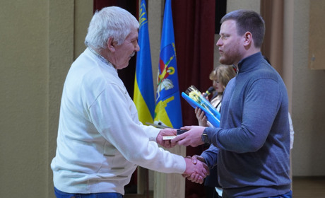 Водії з Кагарличчини та Ржищівщини отримали державні нагороди